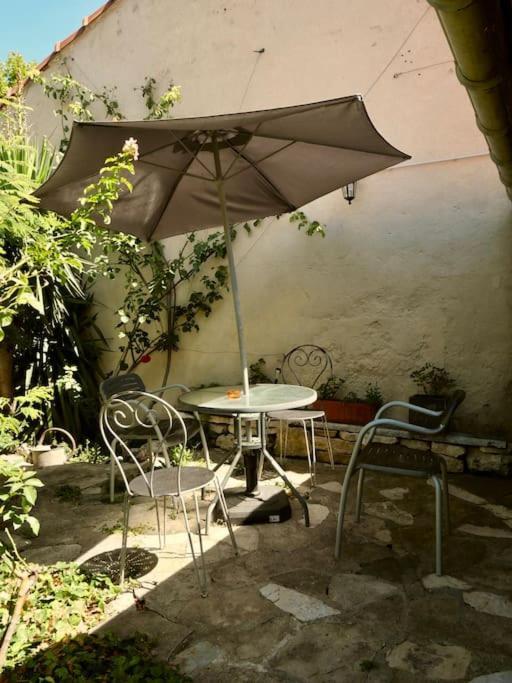 La Campagne Dans La Ville Narbonne Dış mekan fotoğraf